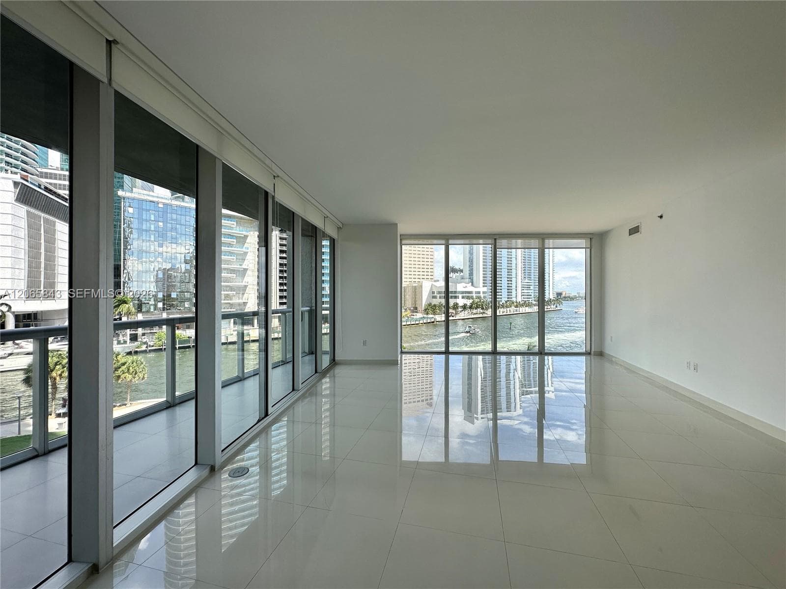 465 BRICKELL AV 502 photo 16