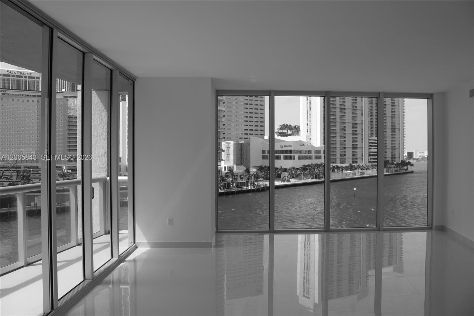 465 BRICKELL AV 502 photo 15