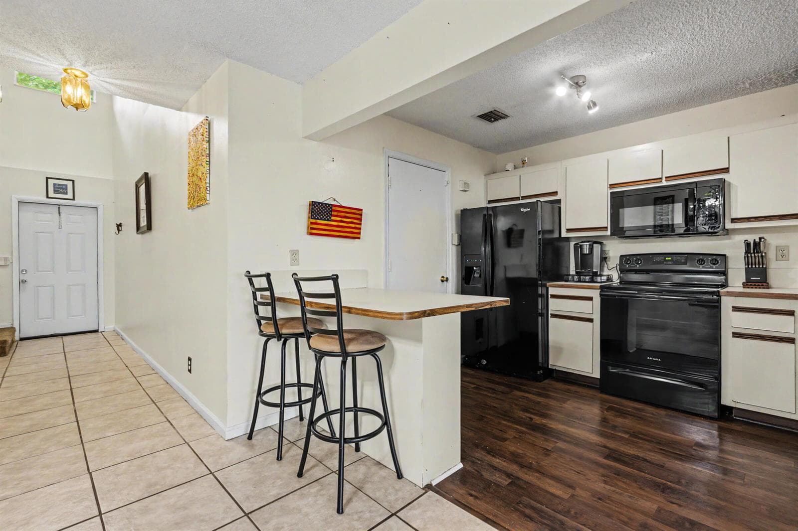 2269 DISCOVERY Circle W photo 5