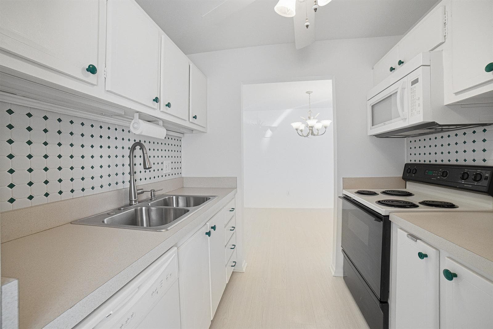 111 Doolen Court 110 photo 11