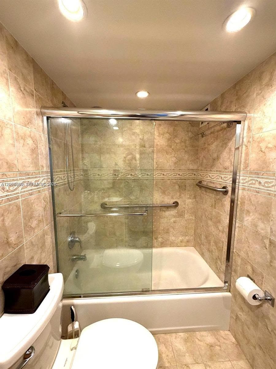 5005 Collins Ave 616 photo 15