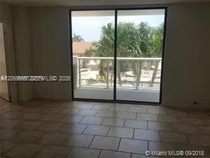13499 Biscayne Blvd 506 photo 2