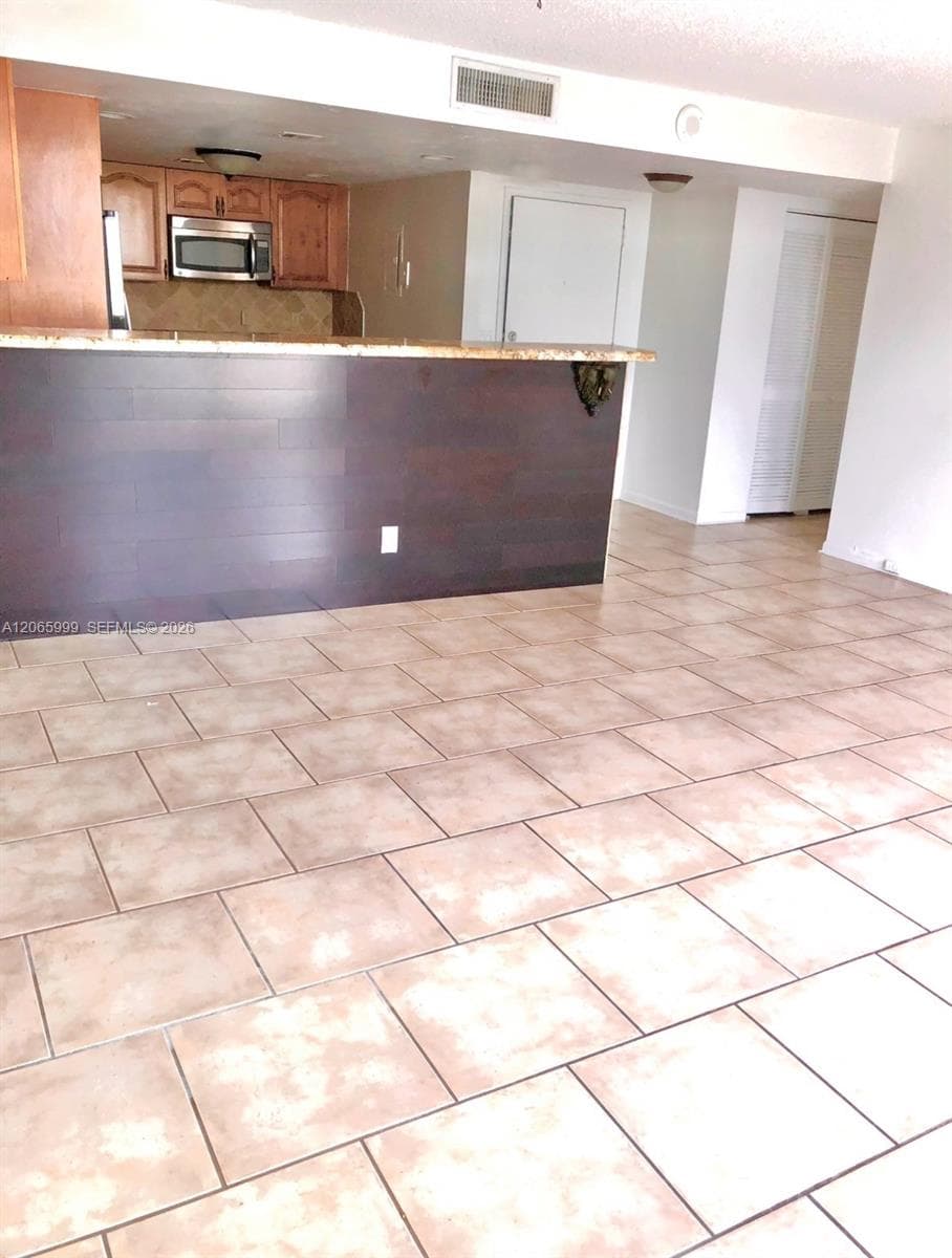 13499 Biscayne Blvd 506 photo 8