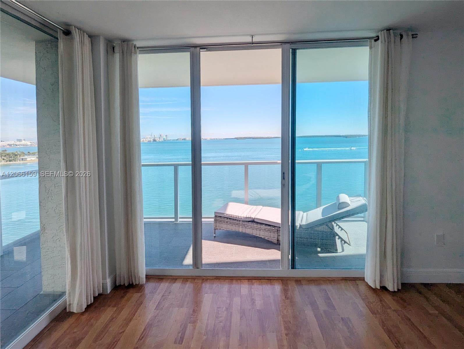 1155 Brickell Bay Dr 910 photo 13