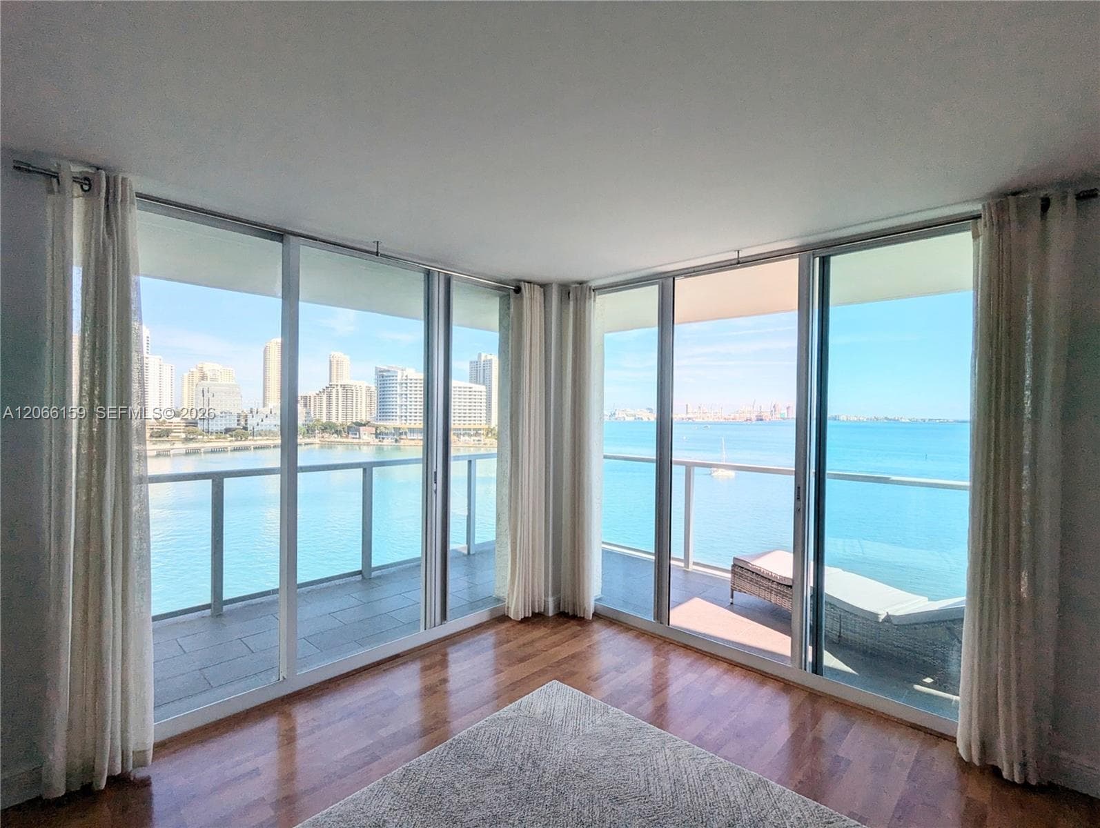 1155 Brickell Bay Dr 910 photo 10