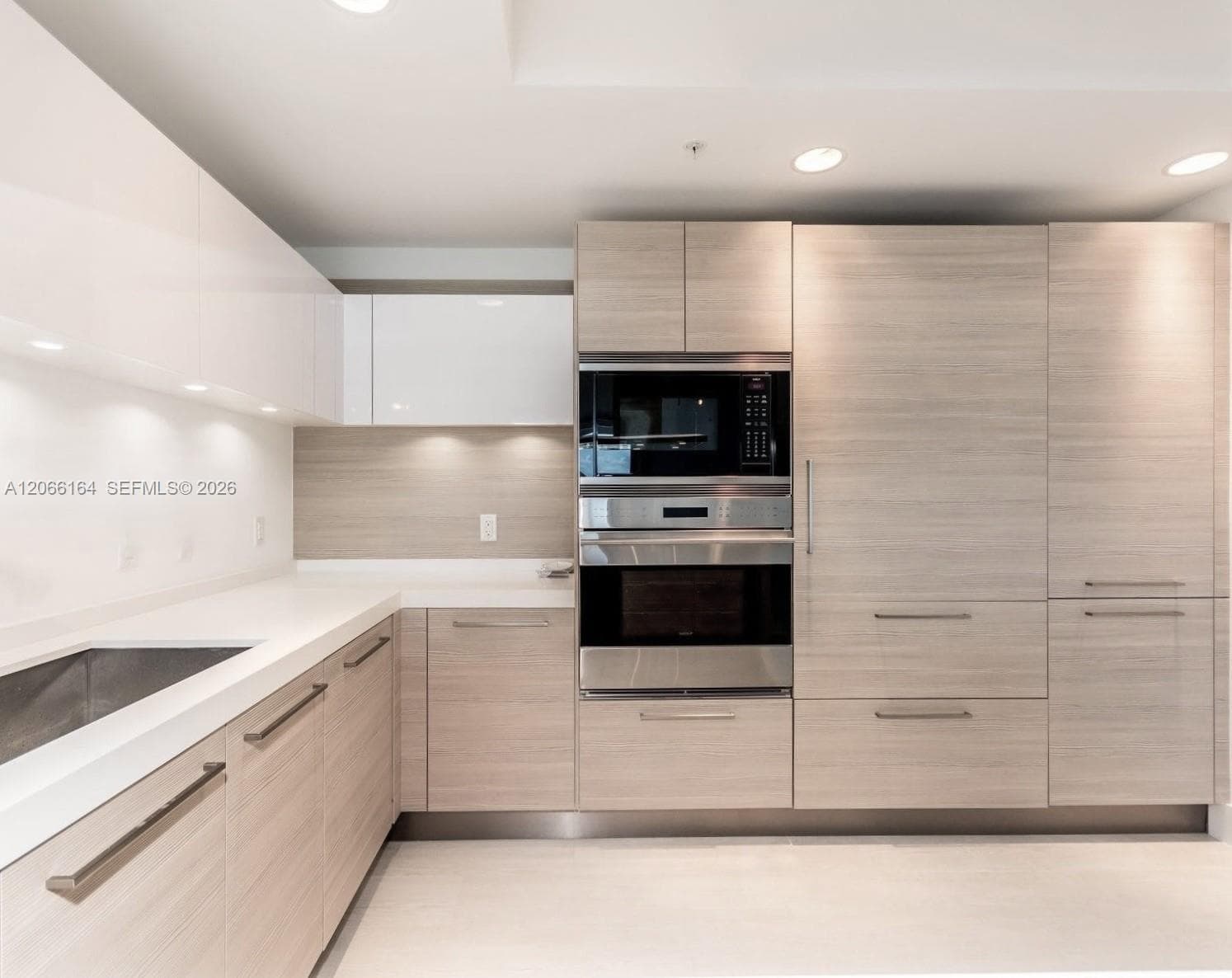 17301 Biscayne Blvd 1004 photo 7