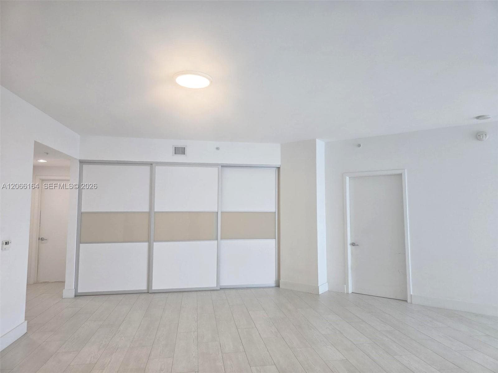 17301 Biscayne Blvd 1004 photo 9