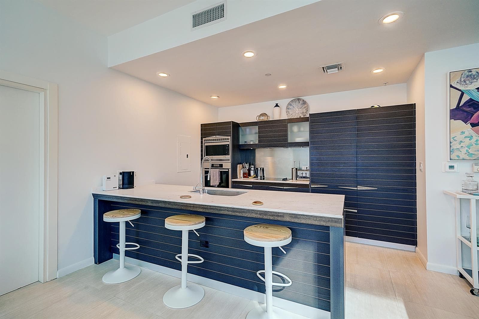 200 Biscayne Blvd Way 1408 photo 4