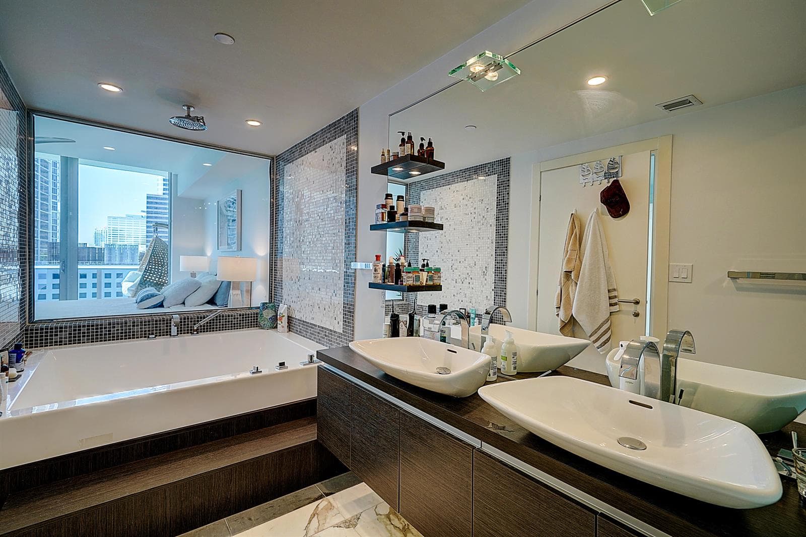 200 Biscayne Blvd Way 1408 photo 8