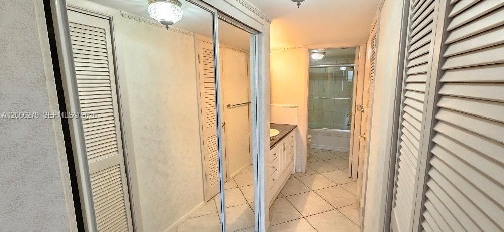 18041 Biscayne Blvd 203 photo 9