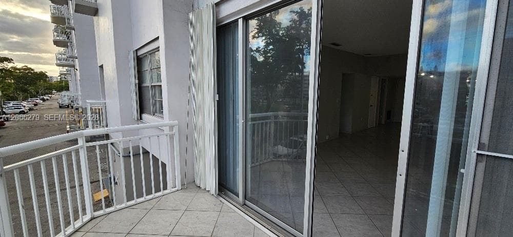 18041 Biscayne Blvd 203 photo 15