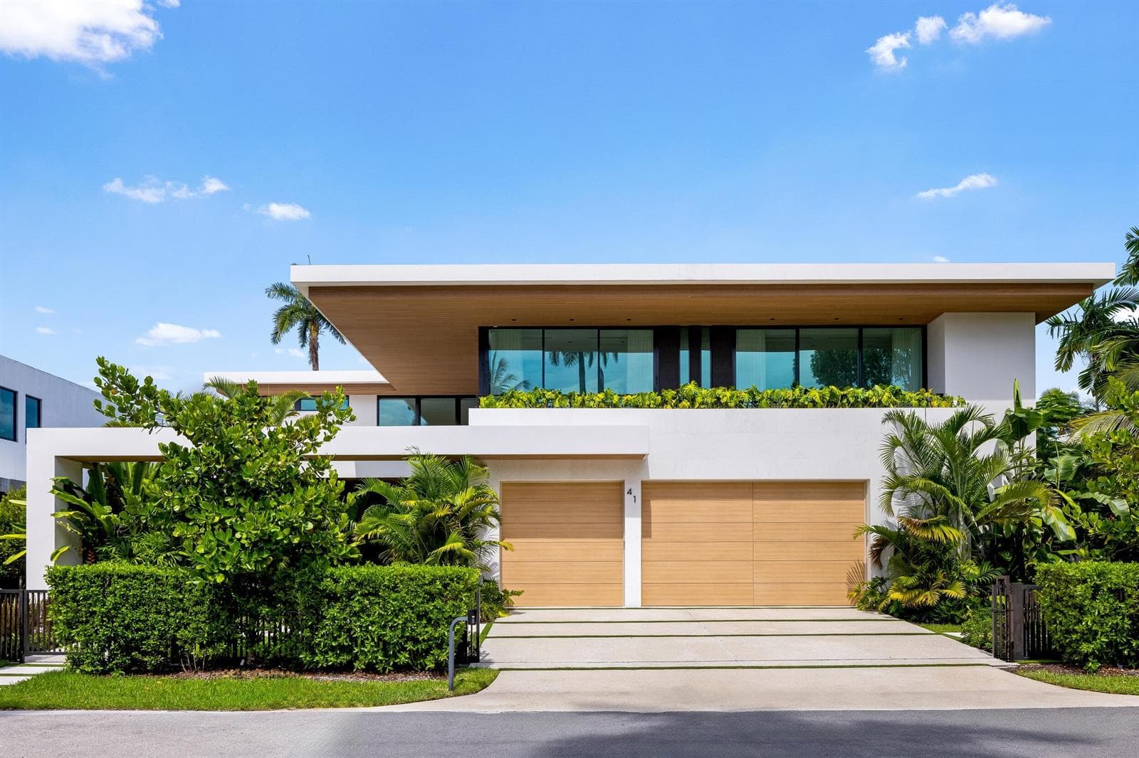 41 NURMI Drive photo 1