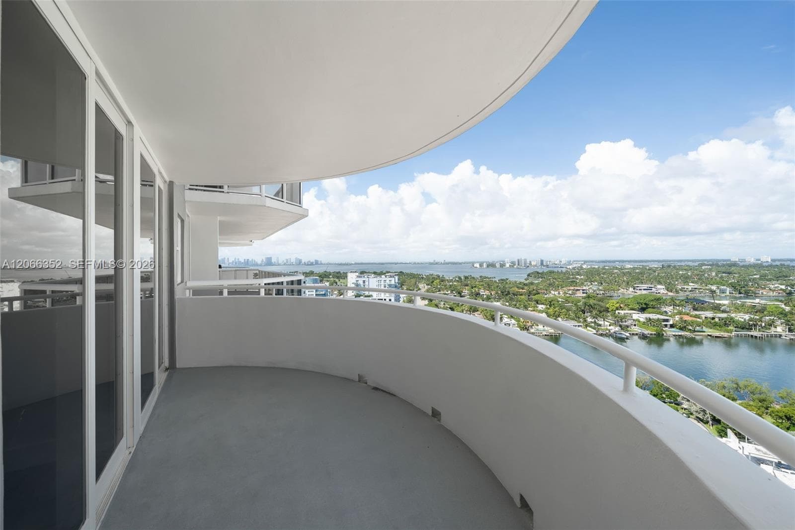 6301 Collins Ave 2307 photo 7