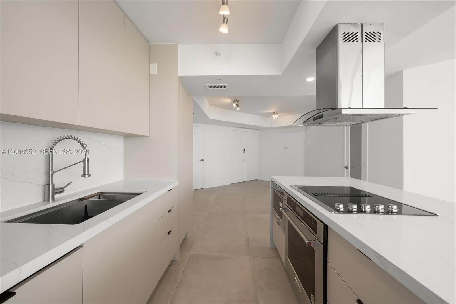 6301 Collins Ave 2307 photo 15
