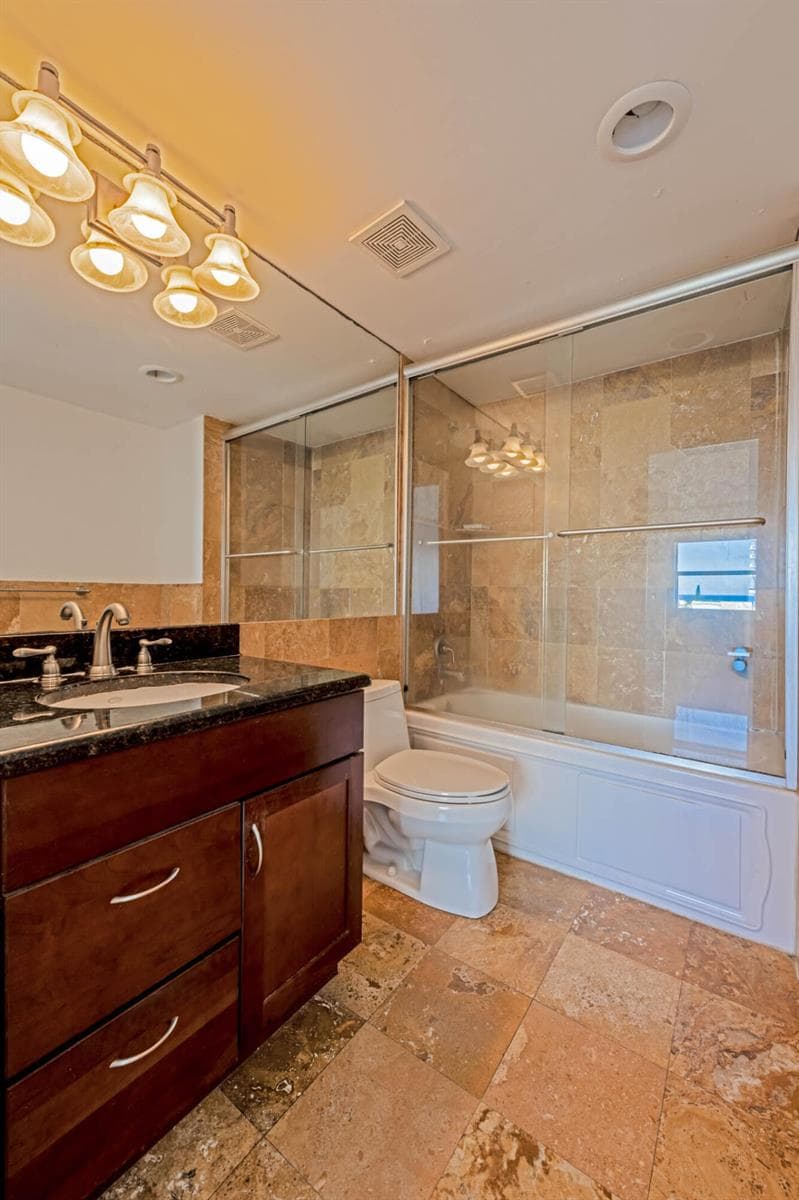 2900 NE 30th Street 9i photo 19