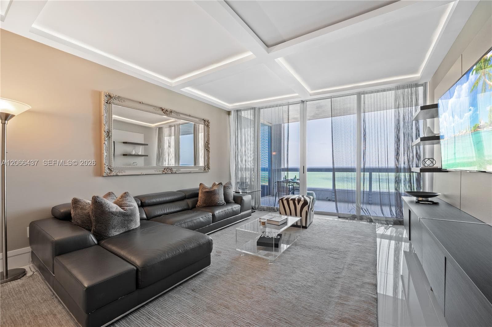 6899 Collins Ave 702 photo 2