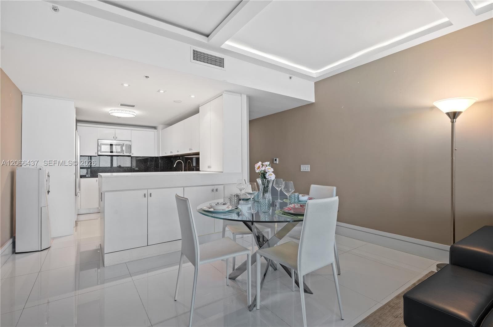 6899 Collins Ave 702 photo 4