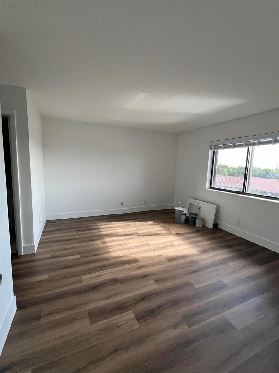 7770 TAHITI Lane 504 photo 18