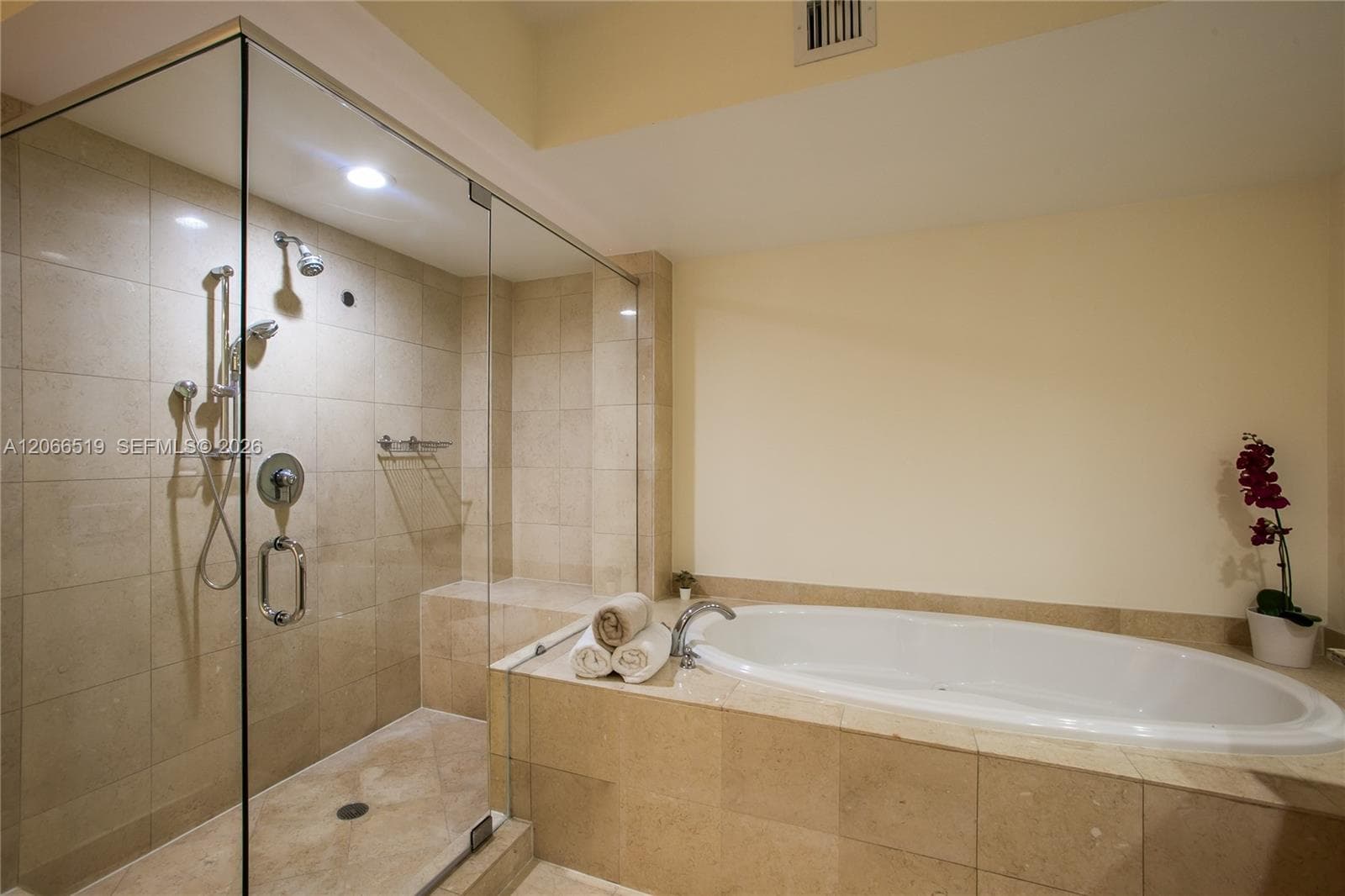 1830 S Ocean Dr 1711 photo 15