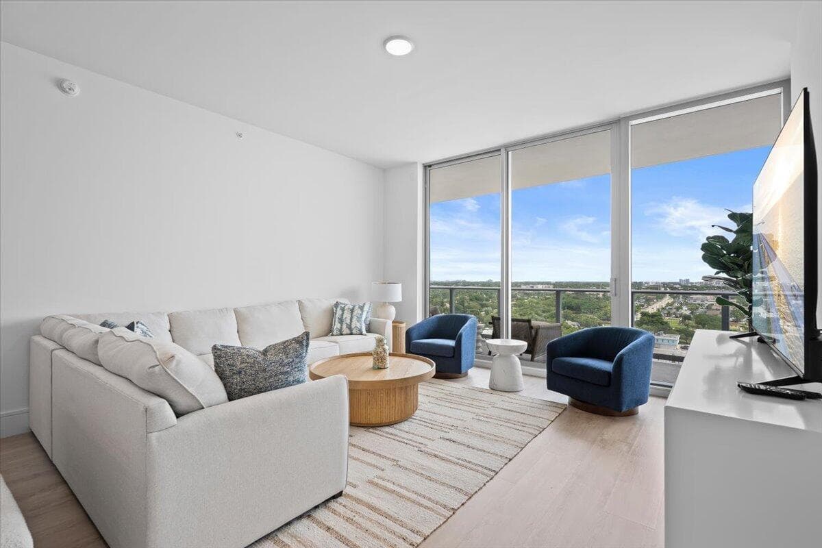 220 Lake Shore Drive 1513 photo 6