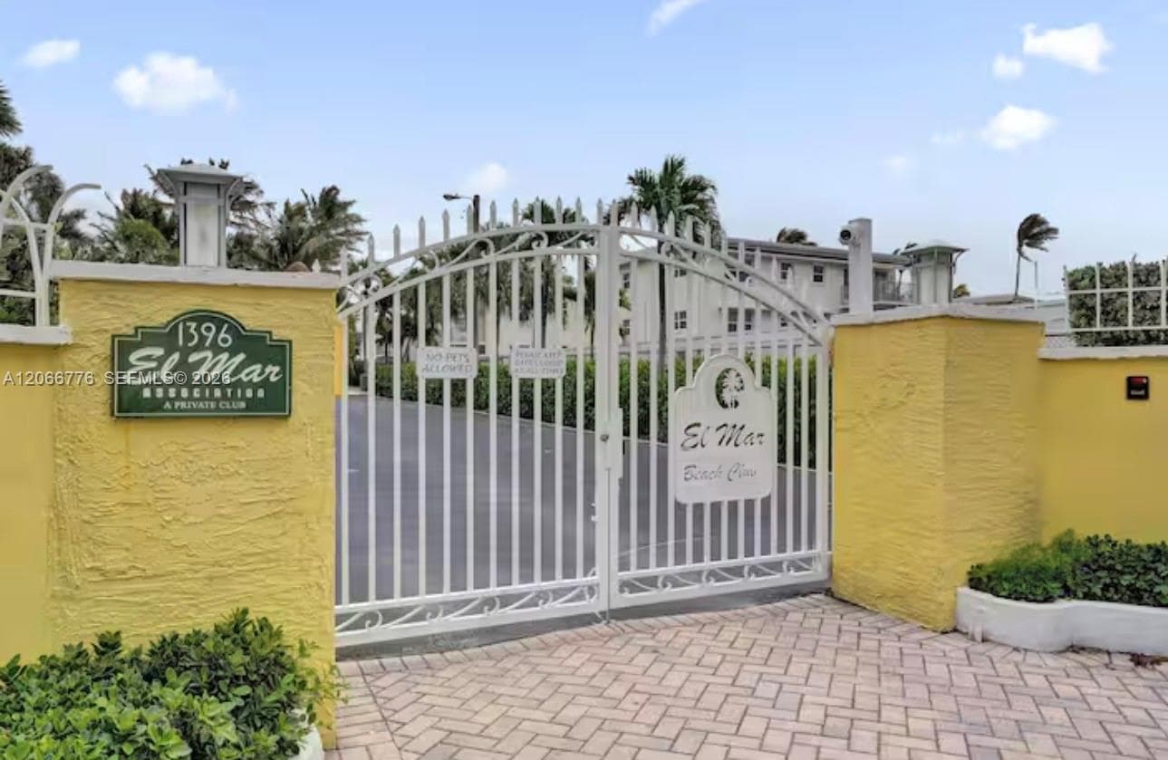 1391 S Ocean Blvd 608 photo 6