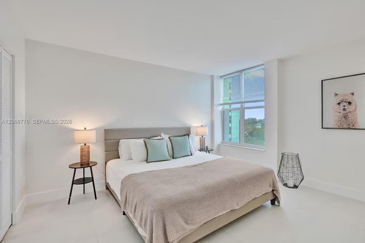 1391 S Ocean Blvd 608 photo 9
