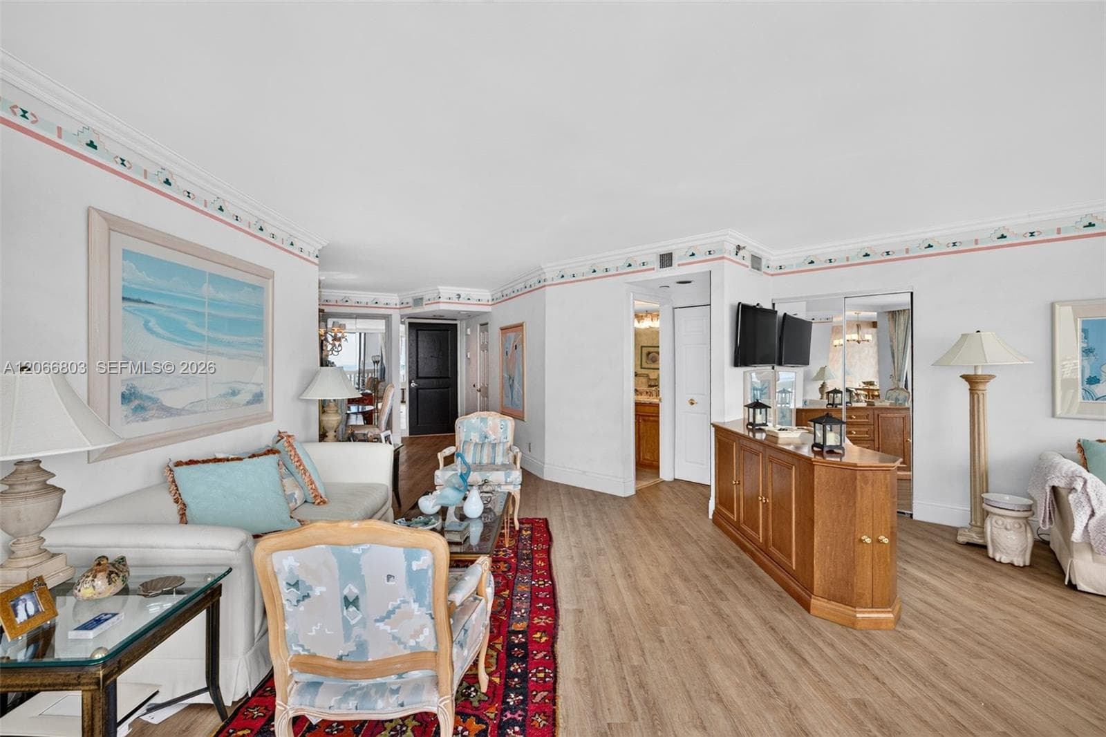 1000 Island Blvd 2911 photo 18