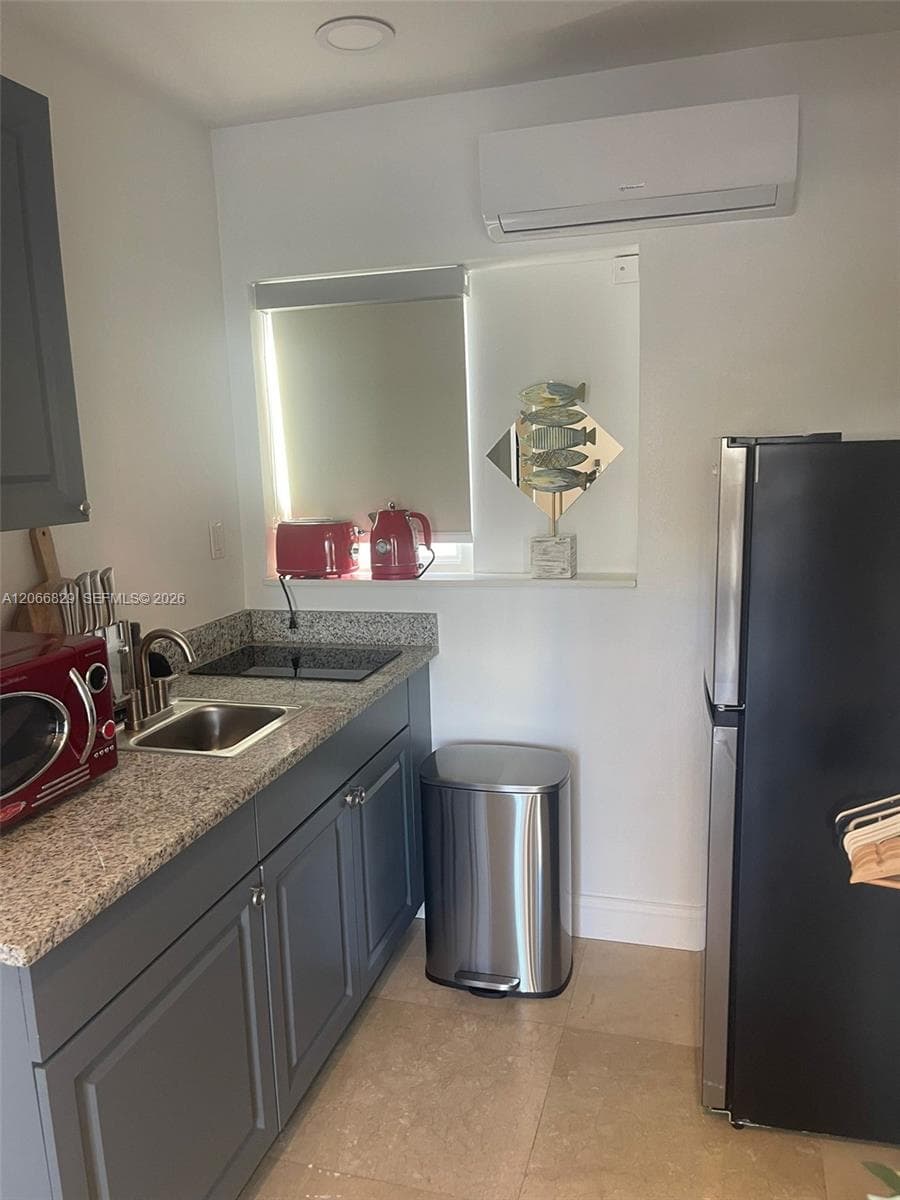 338 Roosevelt St 1002 photo 5