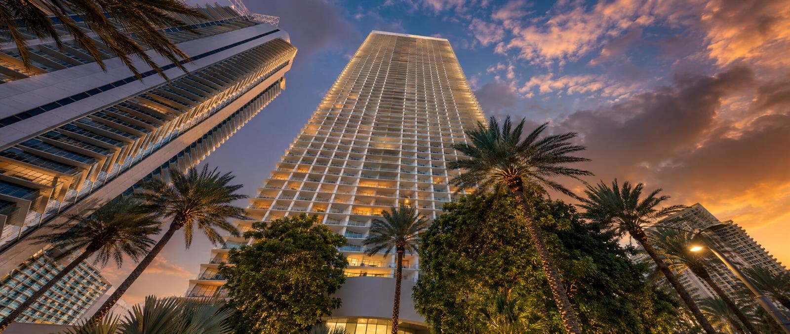 16901 Collins Avenue 3002 photo 4