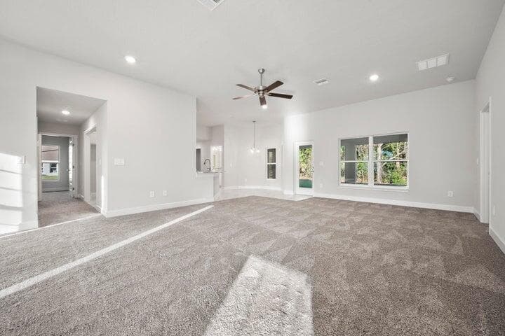 292 SW Ridgecrest Drive photo 5