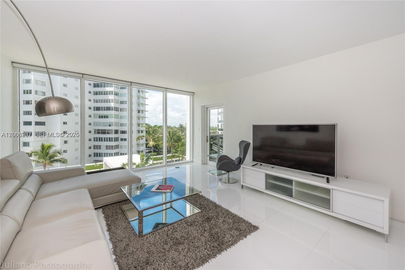 10275 Collins Ave 416 photo 2