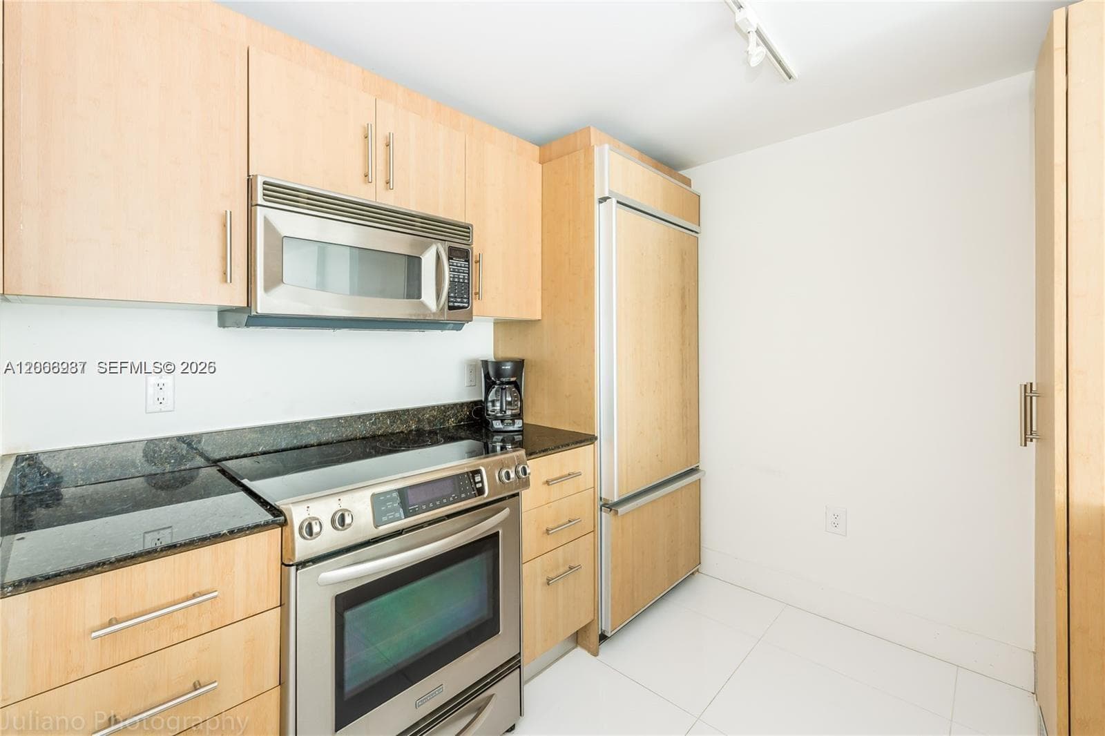 10275 Collins Ave 416 photo 12