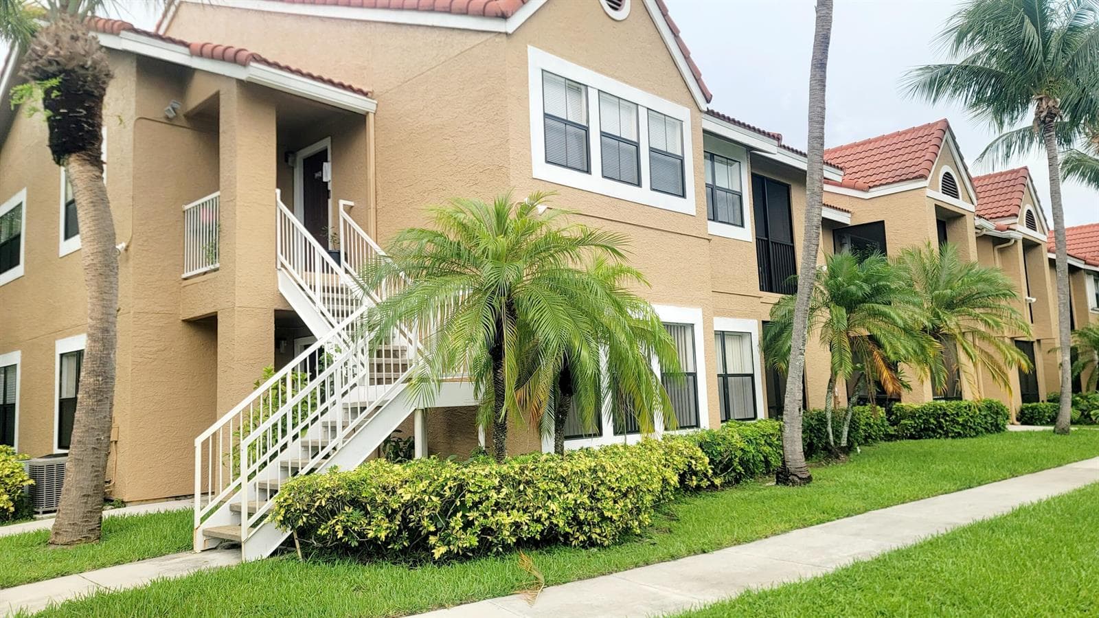 10581 SW 155TH Court 1215 photo 1