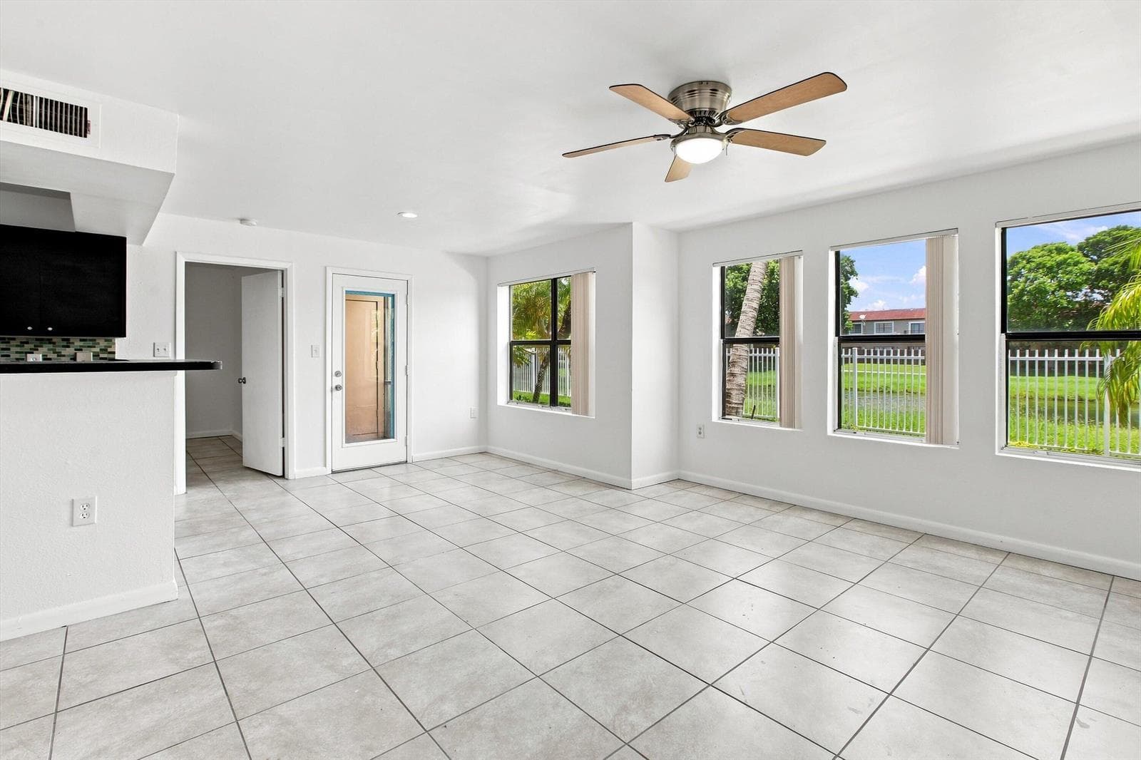 10581 SW 155TH Court 1215 photo 9