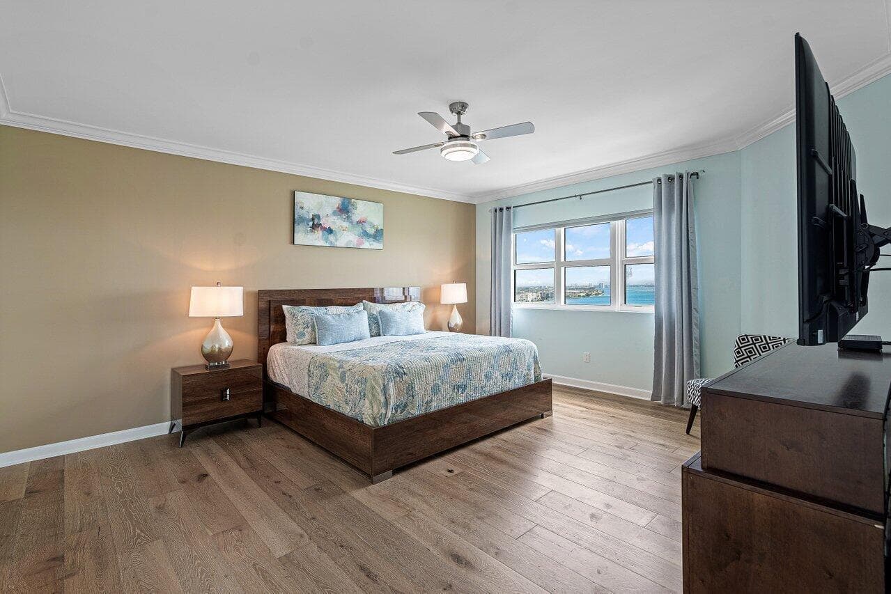 2650 Lake Shore Drive 1906 photo 18
