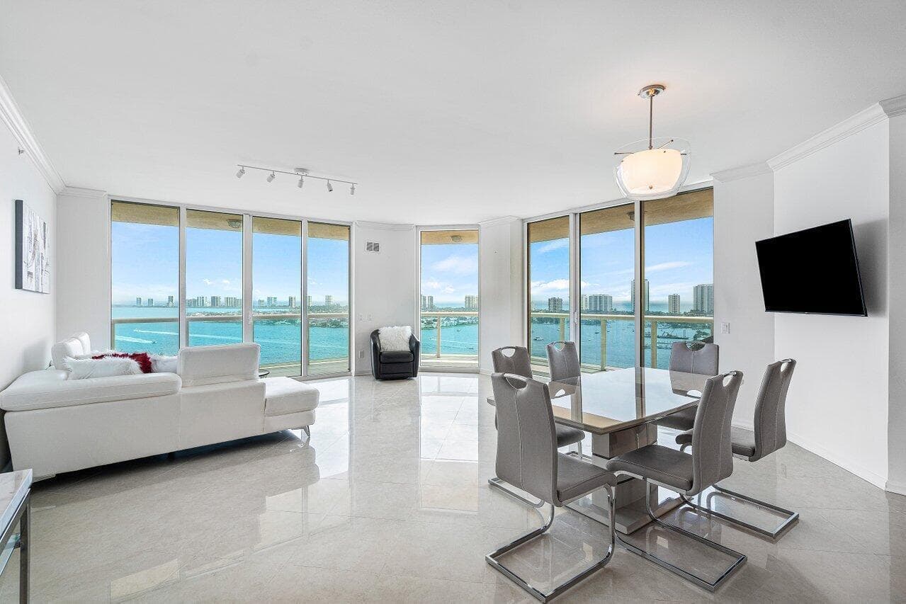2650 Lake Shore Drive 1906 photo 4