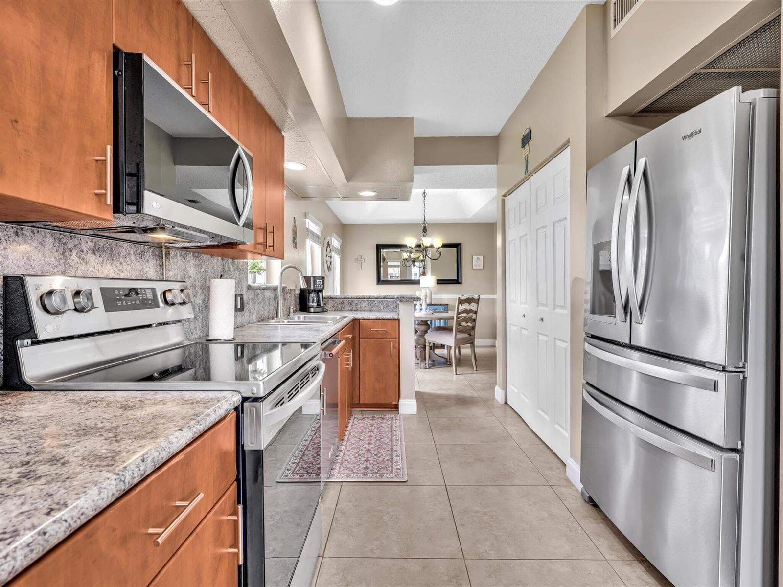 23156 Fountain View Drive D photo 4
