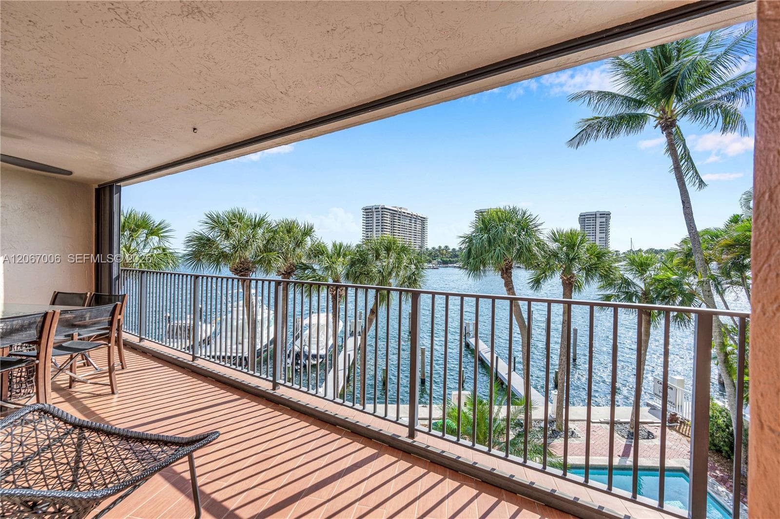 1700 S Bayshore Ln 3B photo 9