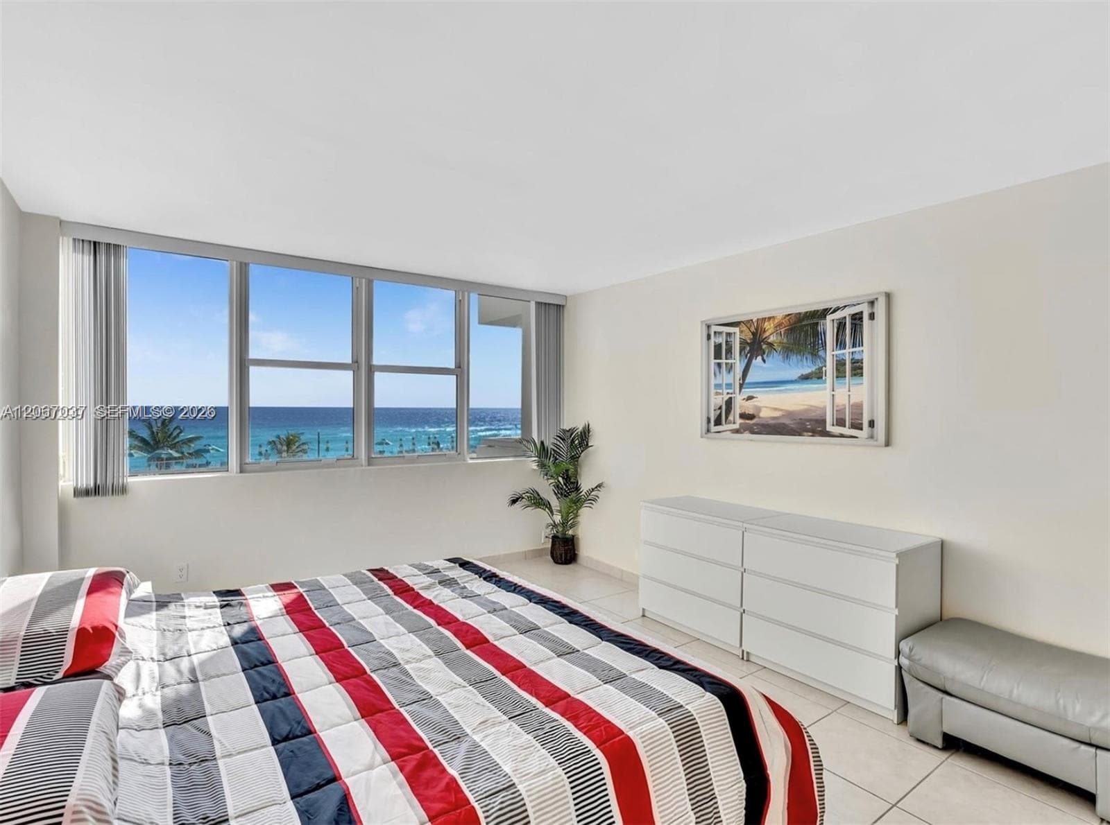3140 S Ocean Dr 206 photo 25