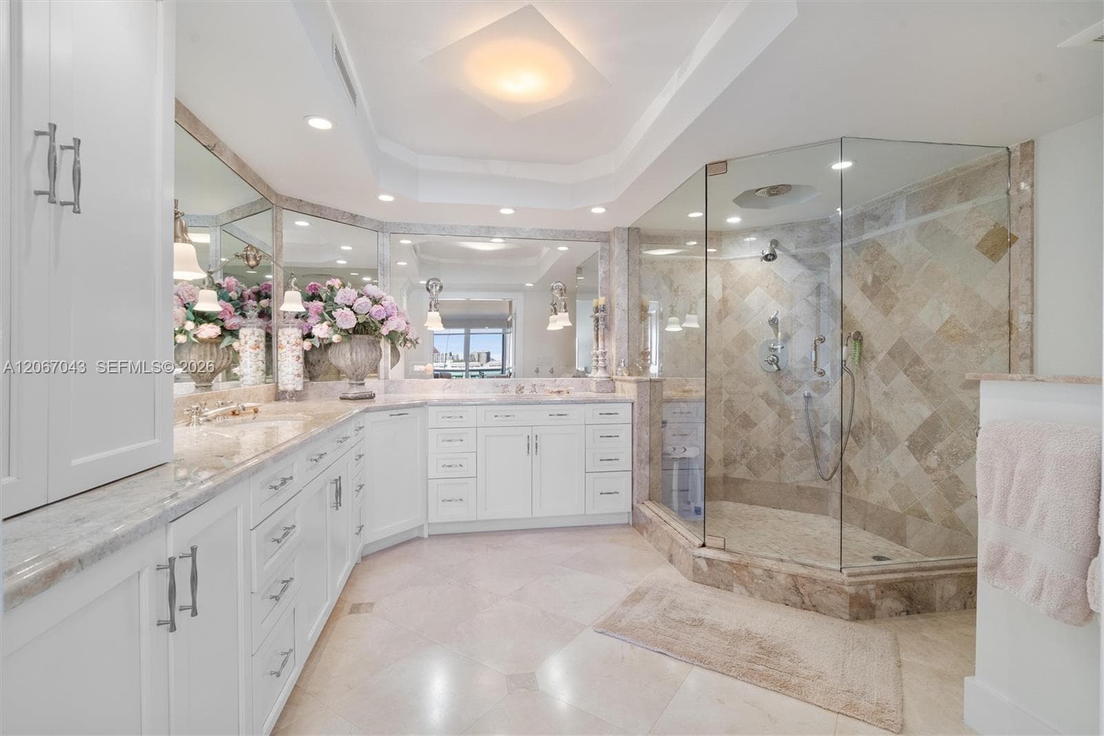 2100 S Ocean Ln 412 photo 24
