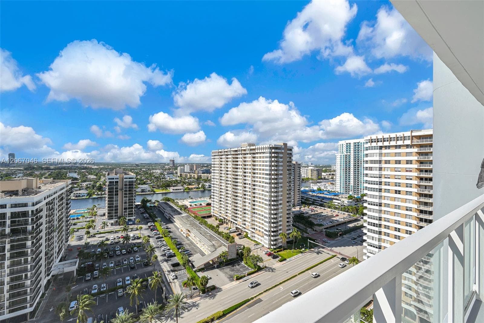 2030 S Ocean Dr 2027 photo 4
