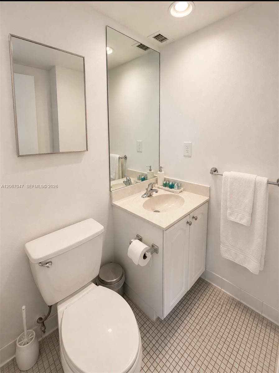 4001 S Ocean Dr 4L photo 10
