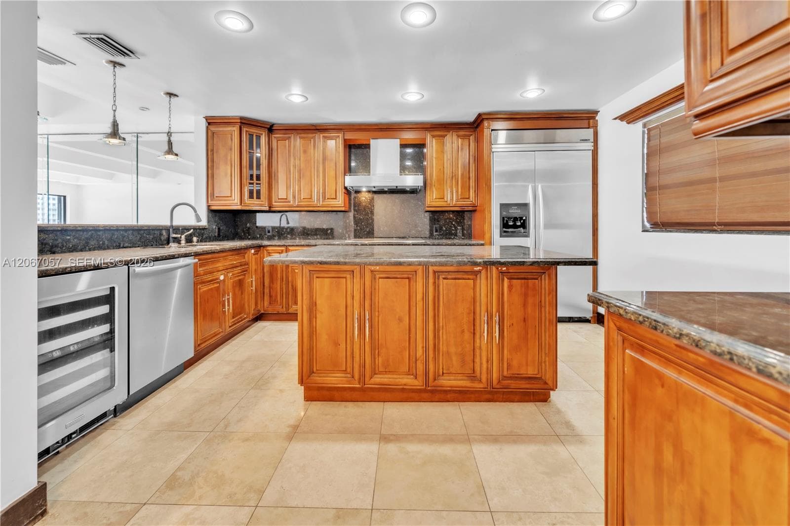 4000 NE 168th St PH1A photo 12