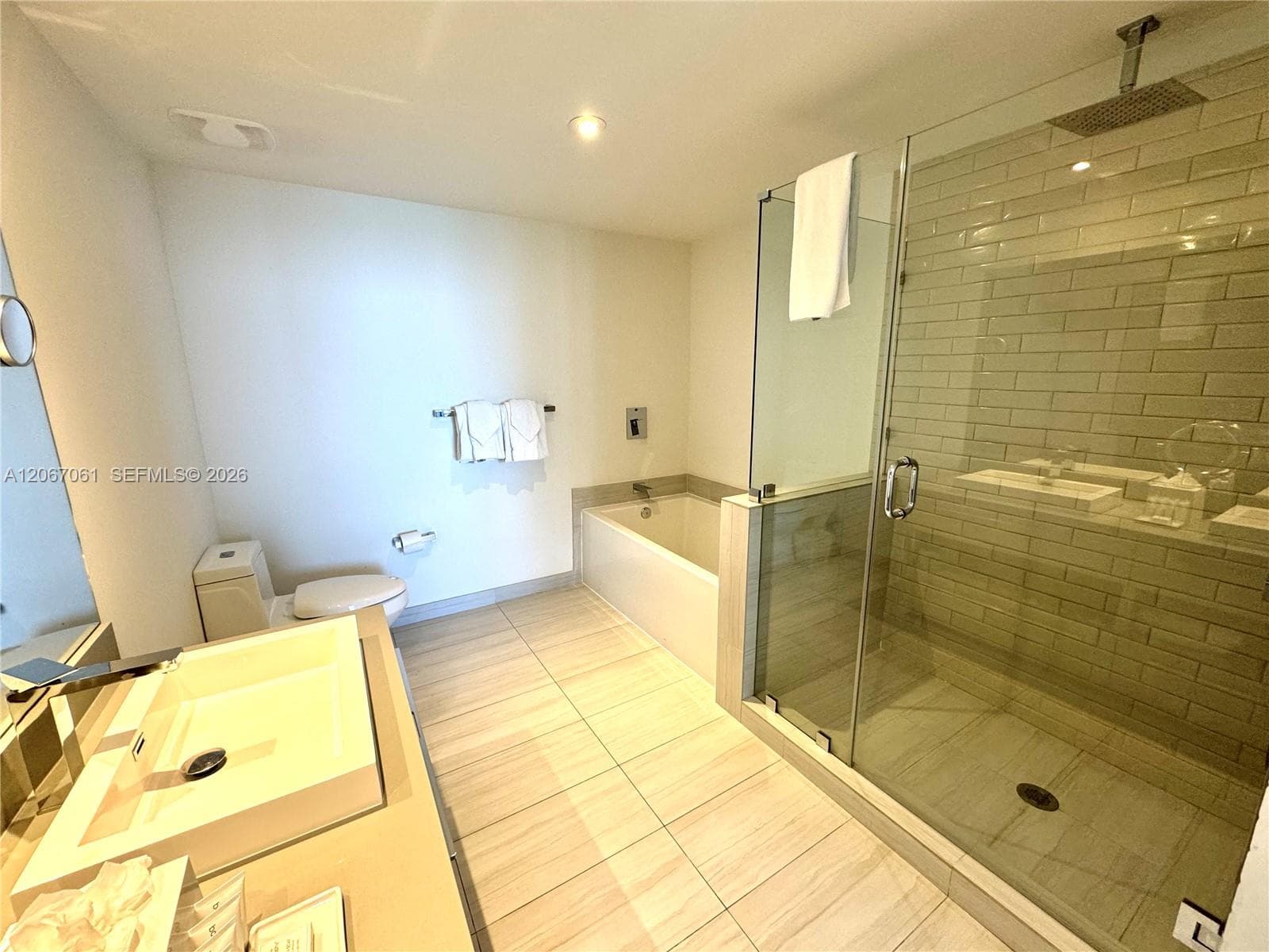 4010 S Ocean Dr T3503 photo 17