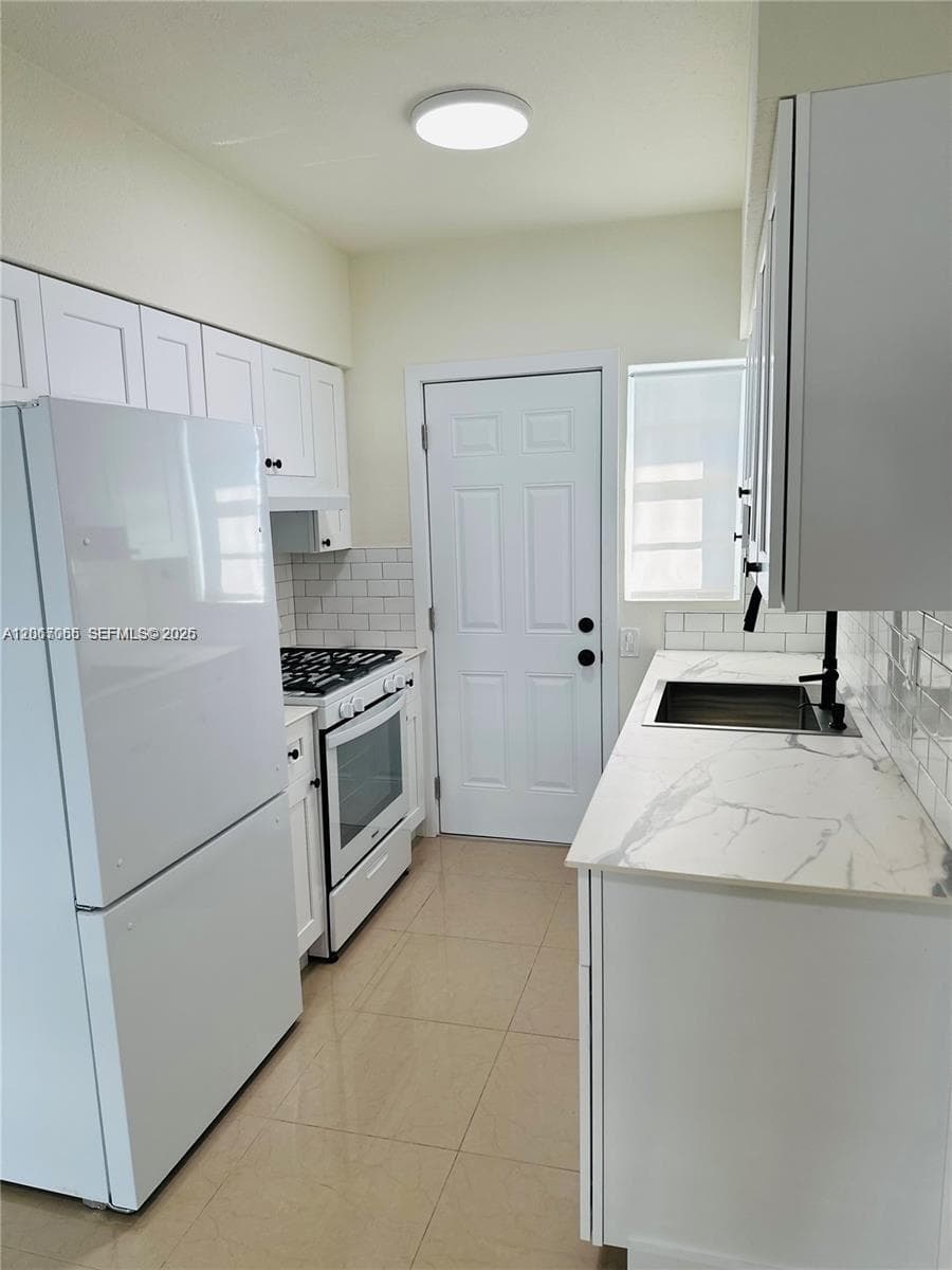 8080 Tatum Waterway Dr 17 photo 6
