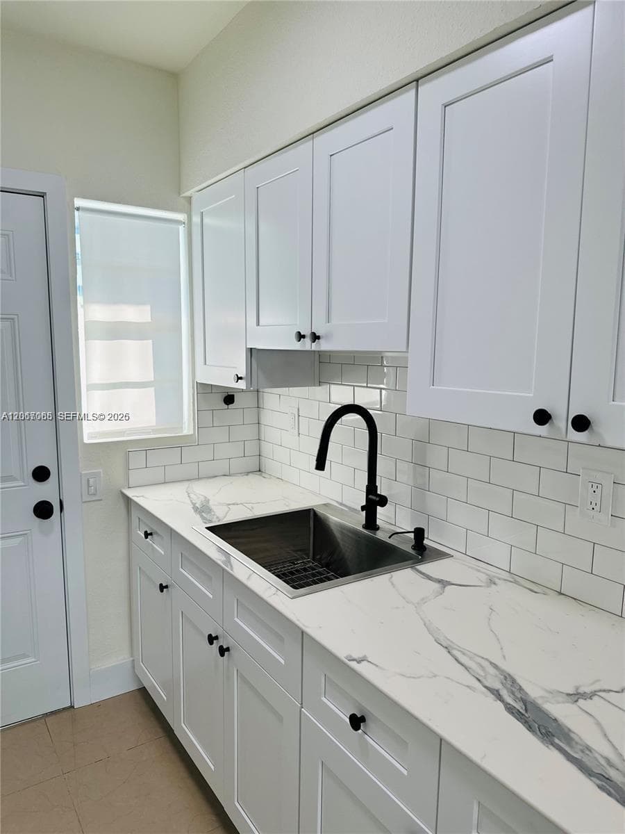 8080 Tatum Waterway Dr 17 photo 7