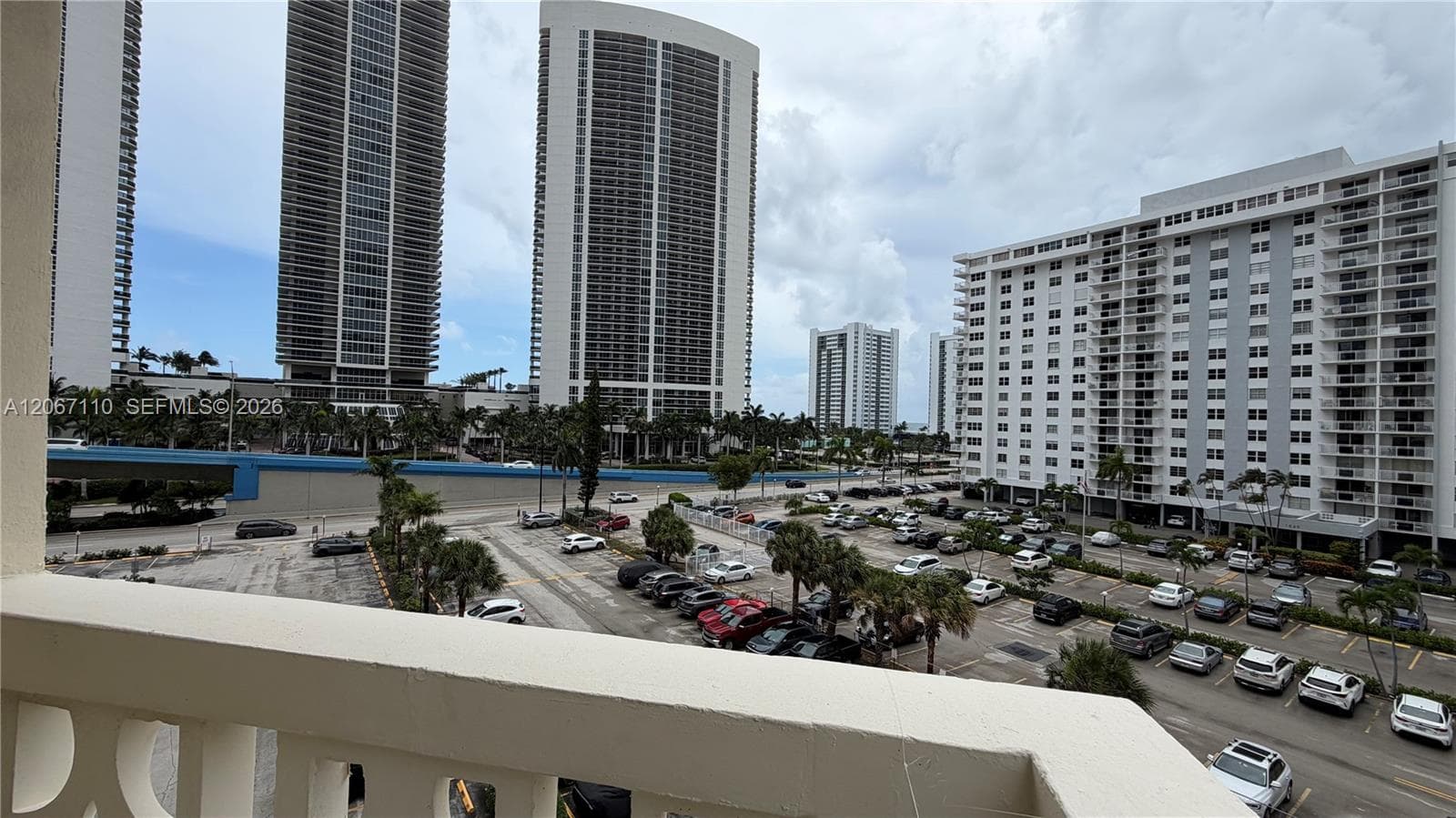 1825 S Ocean Dr 509 photo 15
