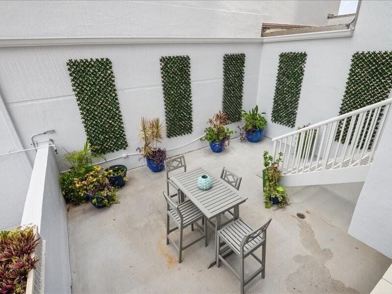 1370 S OCEAN Boulevard 305 photo 16