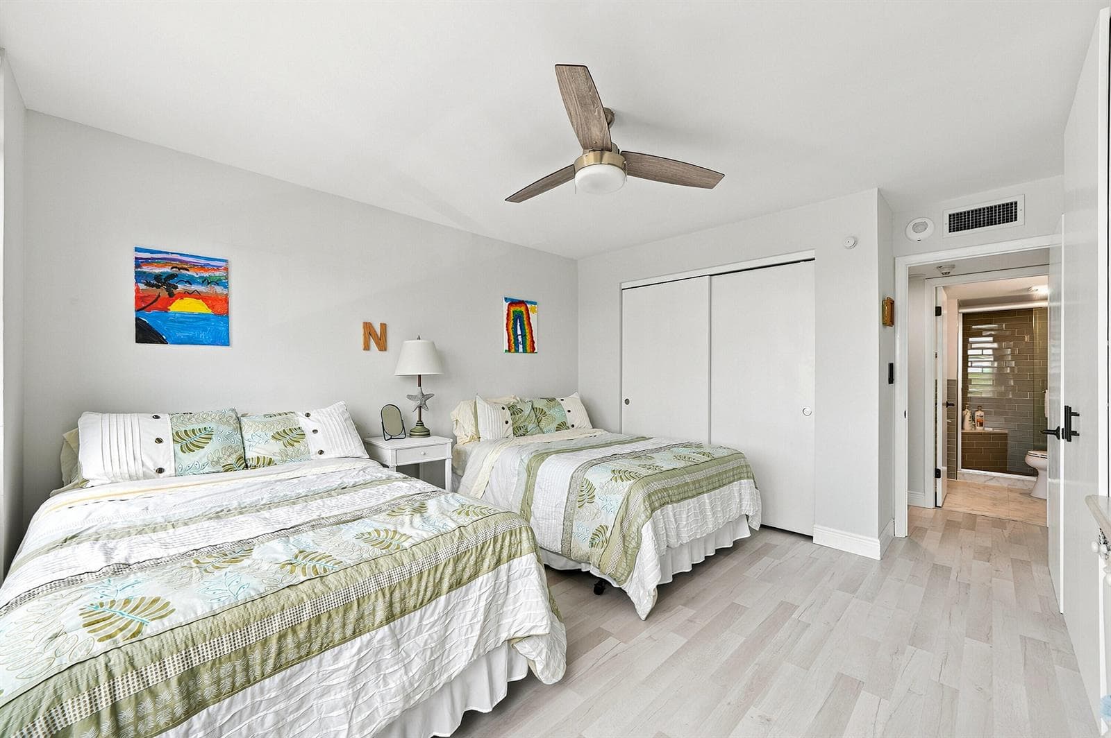 2121 N OCEAN Boulevard 405W photo 18