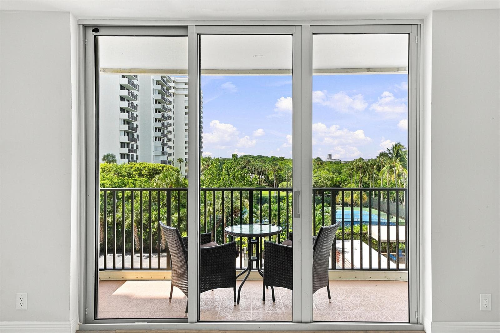 2121 N OCEAN Boulevard 405W photo 15